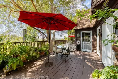 21008 Bandera, Woodland Hills, CA 91364 - Photo 5