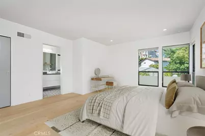 22250 Capulin Court, Woodland Hills, CA 91364 - Photo 11