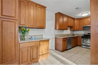 23142 Strathern, West Hills, CA 91304 - Photo 9