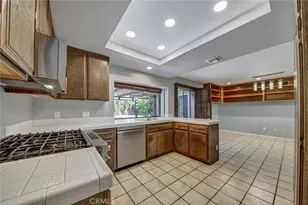 6714 Rhea, Los Angeles, CA 91335 - Photo 15