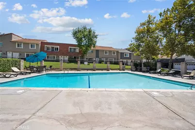 26914 Via Terraza, Saugus, CA 91350 - Photo 29