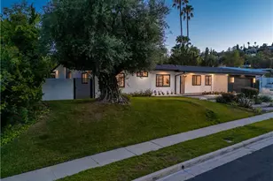 24320 Bessemer, Woodland Hills, CA 91367 - Photo 47