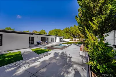 24320 Bessemer, Woodland Hills, CA 91367 - Photo 39