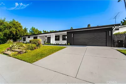 24320 Bessemer, Woodland Hills, CA 91367 - Photo 51