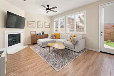 28453 Casselman Lane, Saugus, CA 91350 - Photo 5