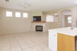 4626 Jade Ct, Lancaster, CA 93536 - Photo 7