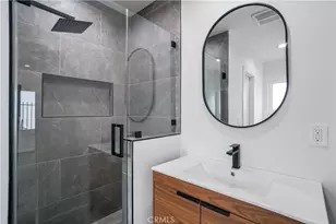 422 S Sycamore Ave, Los Angeles, CA 90036 - Photo 21