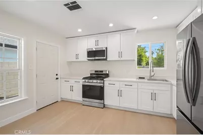 4938 Chimineas, Tarzana, CA 91356 - Photo 15