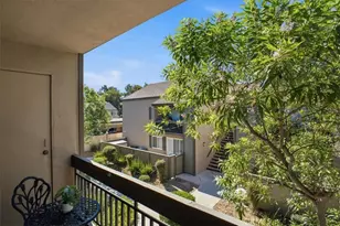 25716 Player, Valencia, CA 91355 - Photo 5