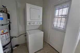 4001 W Verdugo Ave, Burbank, CA 91505 - Photo 7