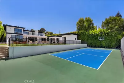 4940 Brewster Drive, Tarzana, CA 91356 - Photo 49