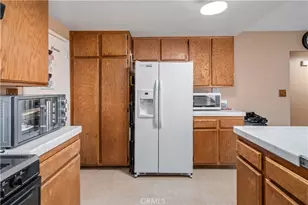 2052 E Ave R12, Palmdale, CA 93550 - Photo 11