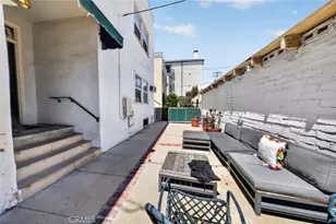 144 N La Peer Dr, Beverly Hills, CA 90211 - Photo 35