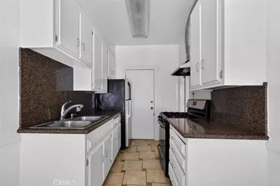 144 N La Peer Drive, Beverly Hills, CA 90211 - Photo 25