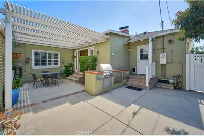 1426 N Buena Vista, Burbank, CA 91505 - Photo 29