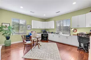 22019 Gold Canyon Dr, Saugus, CA 91390 - Photo 31
