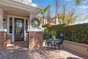 22019 Gold Canyon Dr, Saugus, CA 91390 - Photo 5