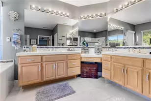 22019 Gold Canyon Dr, Saugus, CA 91390 - Photo 29