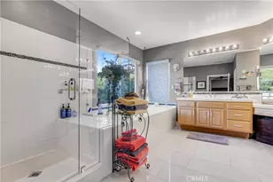22019 Gold Canyon Dr, Saugus, CA 91390 - Photo 27