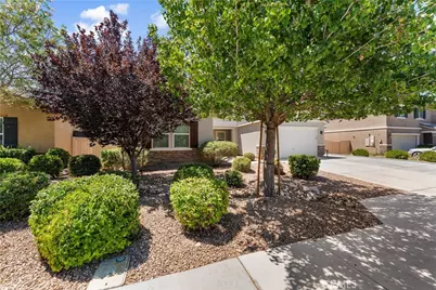 44635 Camolin, Lancaster, CA 93534 - Photo 7