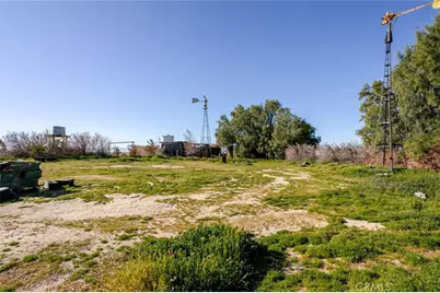 3353 W Avenue C, Lancaster, CA 93536 - Photo 13