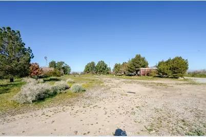 3353 W Avenue C, Lancaster, CA 93536 - Photo 9