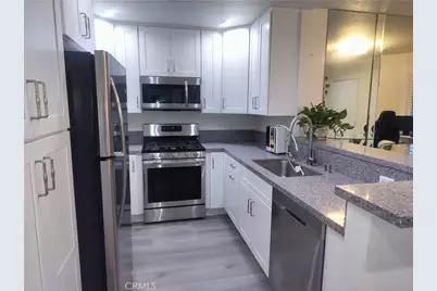13144 Bromont, Sylmar, CA 91342 - Photo 23