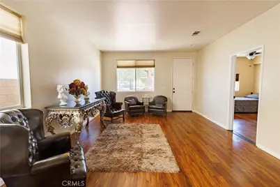 5829 Spice, Lancaster, CA 93536 - Photo 3