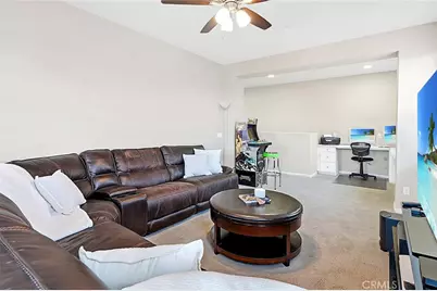 27364 Ellery Place, Saugus, CA 91350 - Photo 29