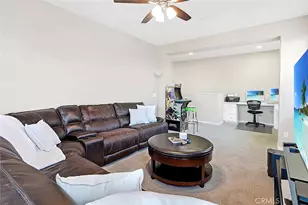 27364 Ellery Pl, Saugus, CA 91350 - Photo 29