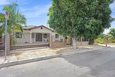 5854 Satsuma, North Hollywood, CA 91601 - Photo 3