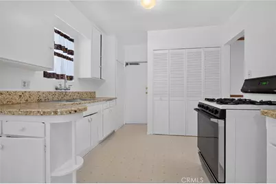 19134 Welby, Reseda, CA 91335 - Photo 13