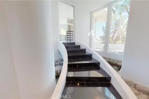 22500 N Summit Ridge, Chatsworth, CA 91311 - Photo 11