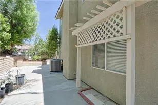 28611 Lupine St, Castaic, CA 91384 - Photo 23