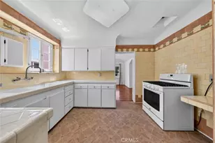 138 N La Peer Dr, Beverly Hills, CA 90211 - Photo 25