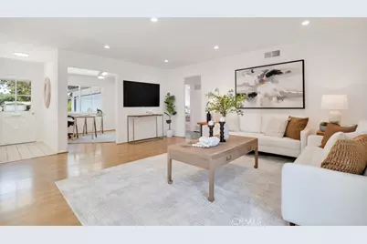 6200 Platt Avenue, Woodland Hills, CA 91367 - Photo 5