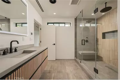 23501 Berdon Street, Woodland Hills, CA 91367 - Photo 11