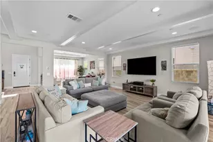 18731 Juniper Spgs Dr, Canyon Country, CA 91387 - Photo 23