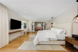 4060 Harclare Ln, Encino, CA 91436 - Photo 29