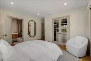 4060 Harclare Ln, Encino, CA 91436 - Photo 35