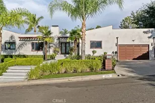 4060 Harclare Ln, Encino, CA 91436 - Photo 3