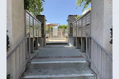 15221 Magnolia #E, Sherman Oaks, CA 91403 - Photo 3