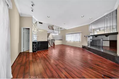 7650 Topanga Canyon Boulevard #9, Canoga Park, CA 91304 - Photo 9