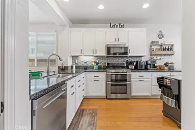 4659 W Ave J4, Lancaster, CA 93536 - Photo 7