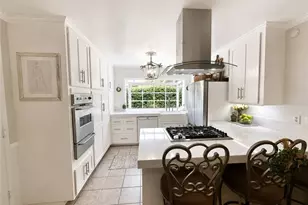 26261 Veva Way, Calabasas, CA 91302 - Photo 17