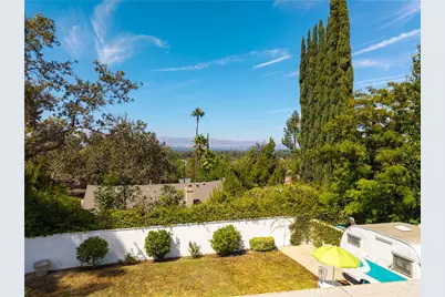 22936 Crespi, Woodland Hills, CA 91364 - Photo 33