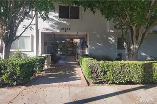 18611 Collins #E 33, Tarzana, CA 91356 - Photo 1