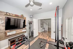 28315 Maitland, Saugus, CA 91350 - Photo 11