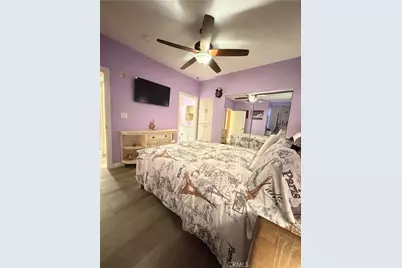19350 Sherman, Los Angeles, CA 91335 - Photo 23