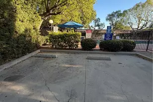 19350 Sherman, Los Angeles, CA 91335 - Photo 33